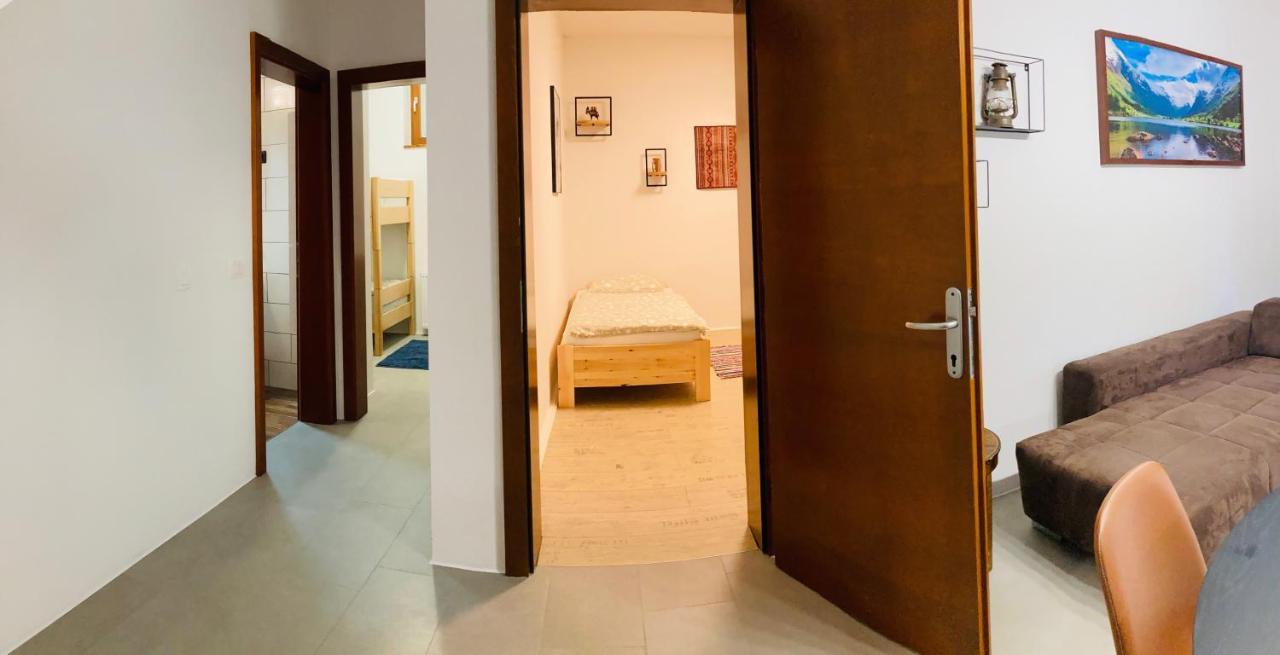 Family House Apartma 莫济列 外观 照片